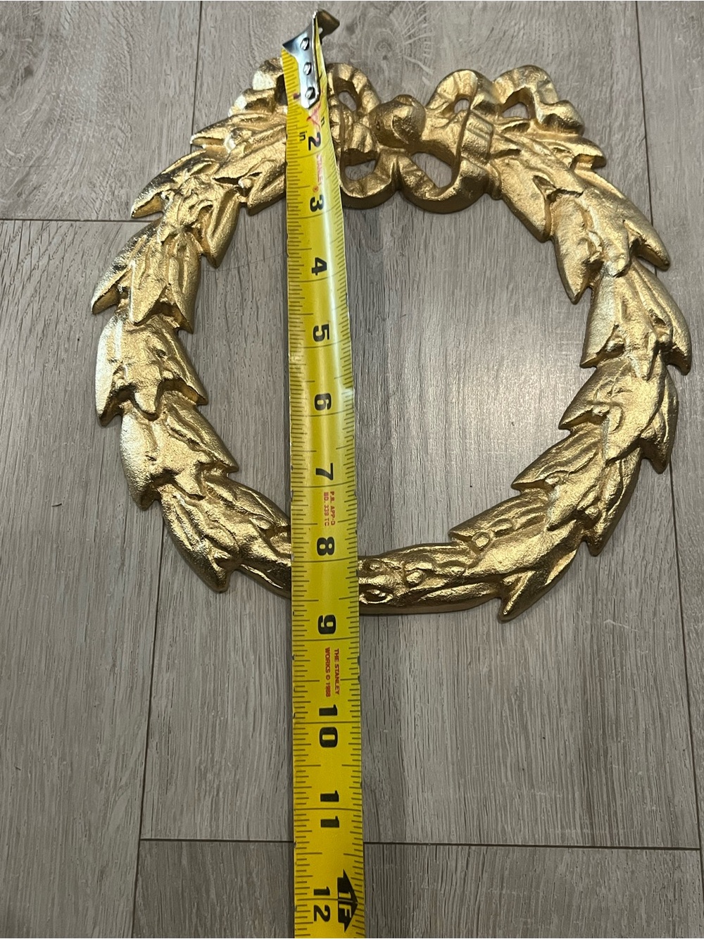 Ornate cast iron Gold Laurel Wreath Wall Accent - Picture 2 of 2